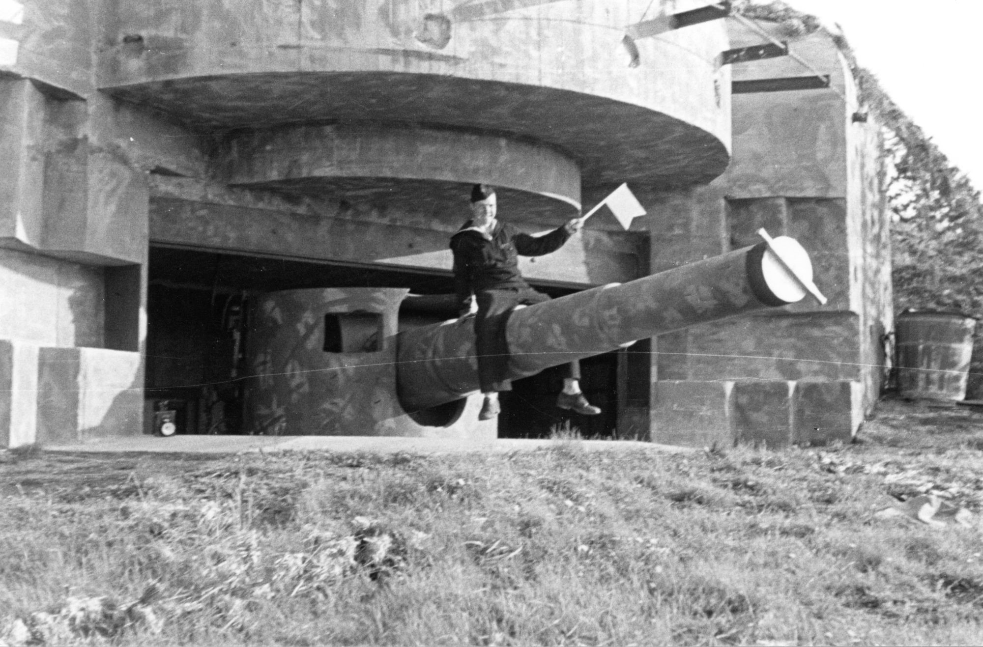 0342 - Hanstholm, Batteri I, kanon i bunker, Regelbau M270.jpg