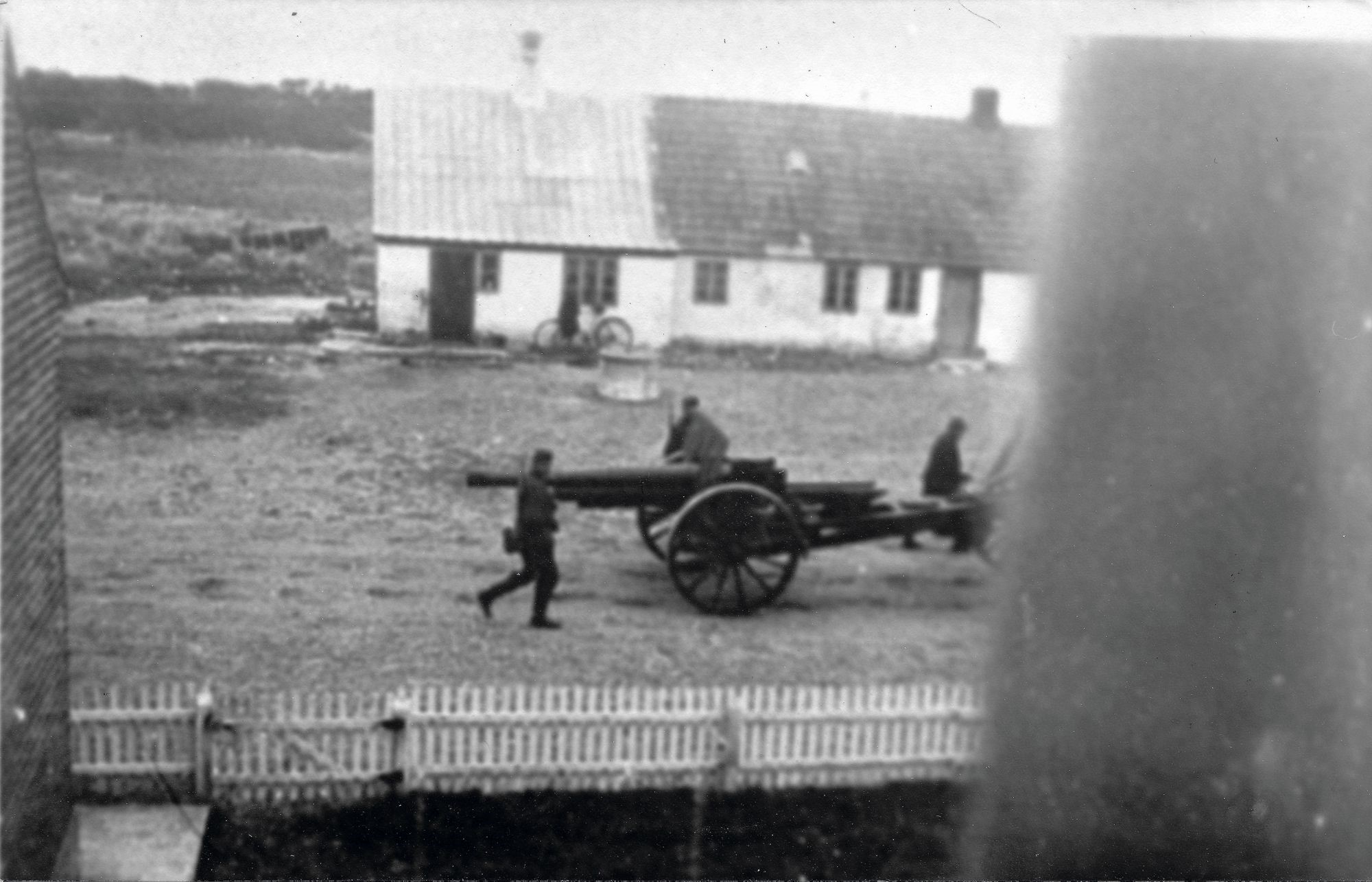 Nr. 126 - kanon, Lyngby, 1941.jpg