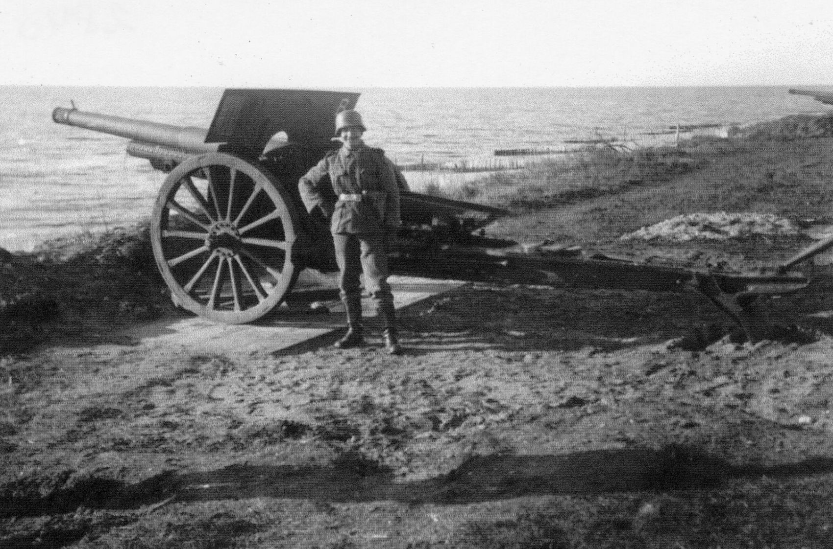 HKB Lolland. 1941, 10,5 cm-kanon.jpg