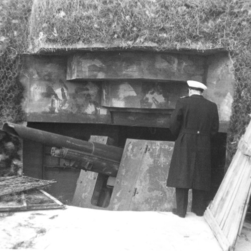 3251 - Vigsø, bunker, Regelbau 671, 1945.jpg