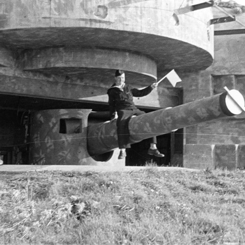 0342 - Hanstholm, Batteri I, kanon i bunker, Regelbau M270.jpg