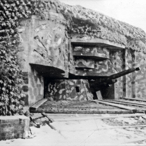1766 - Hirtshals Ost, 10,5 cm kanon, bunker, Regelbau 671.jpg