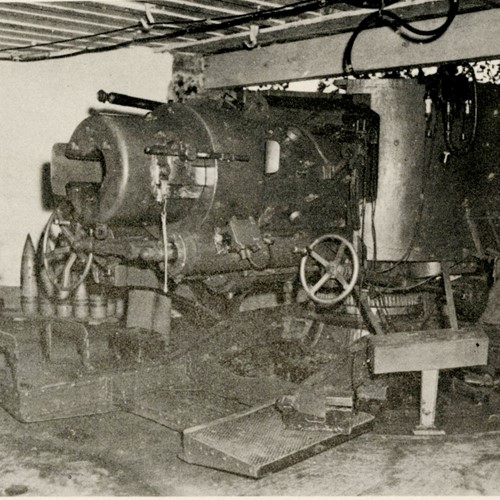 2908 - Hanstholm, Batteri I, kanon i bunker, Regelbau M270.jpg